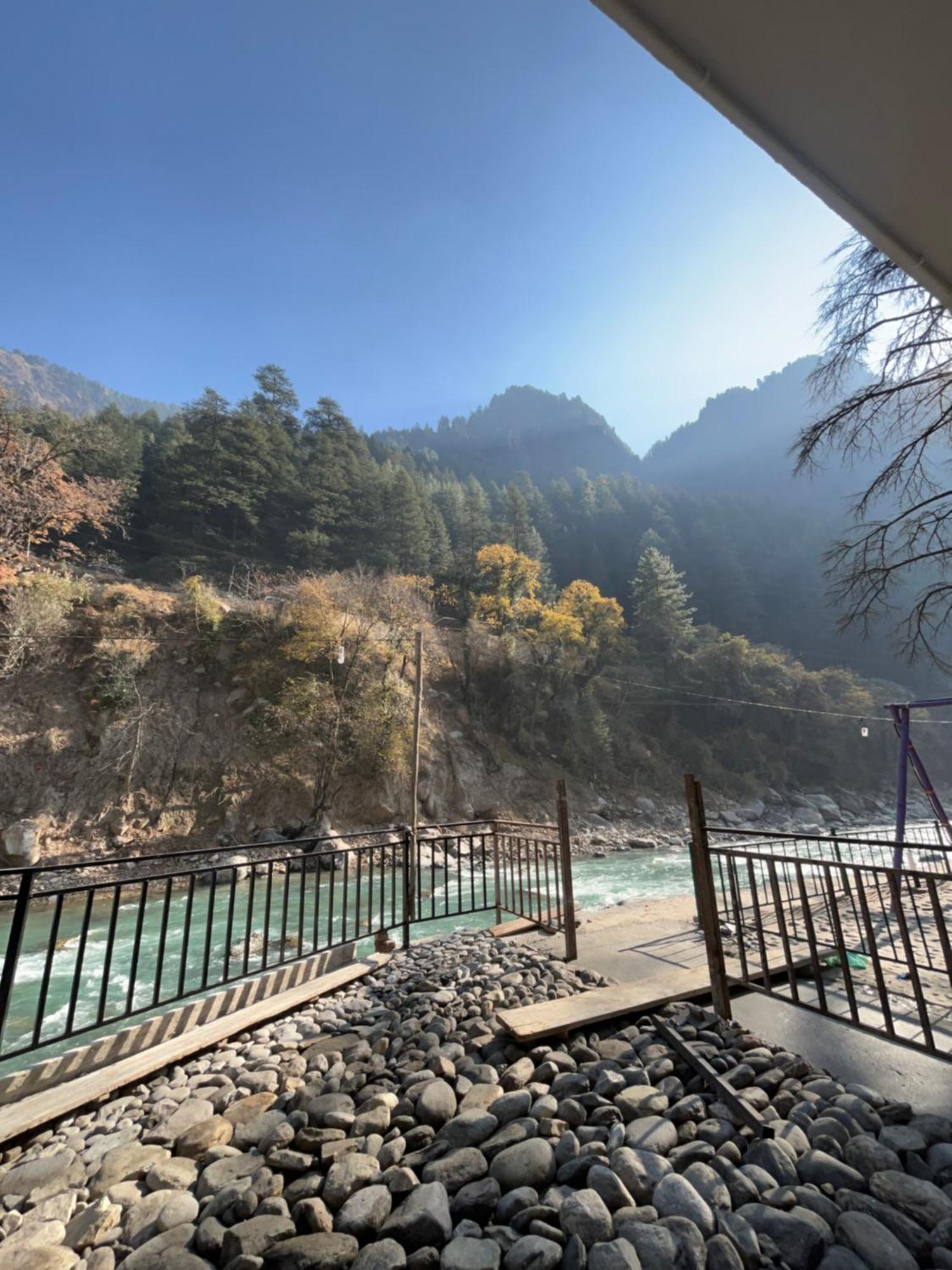 Hom House Of Mannmauji Riverside Касол Екстериор снимка
