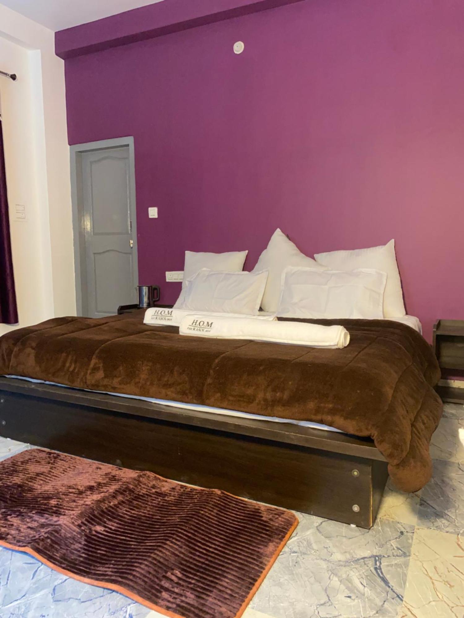 Hom House Of Mannmauji Riverside Касол Екстериор снимка