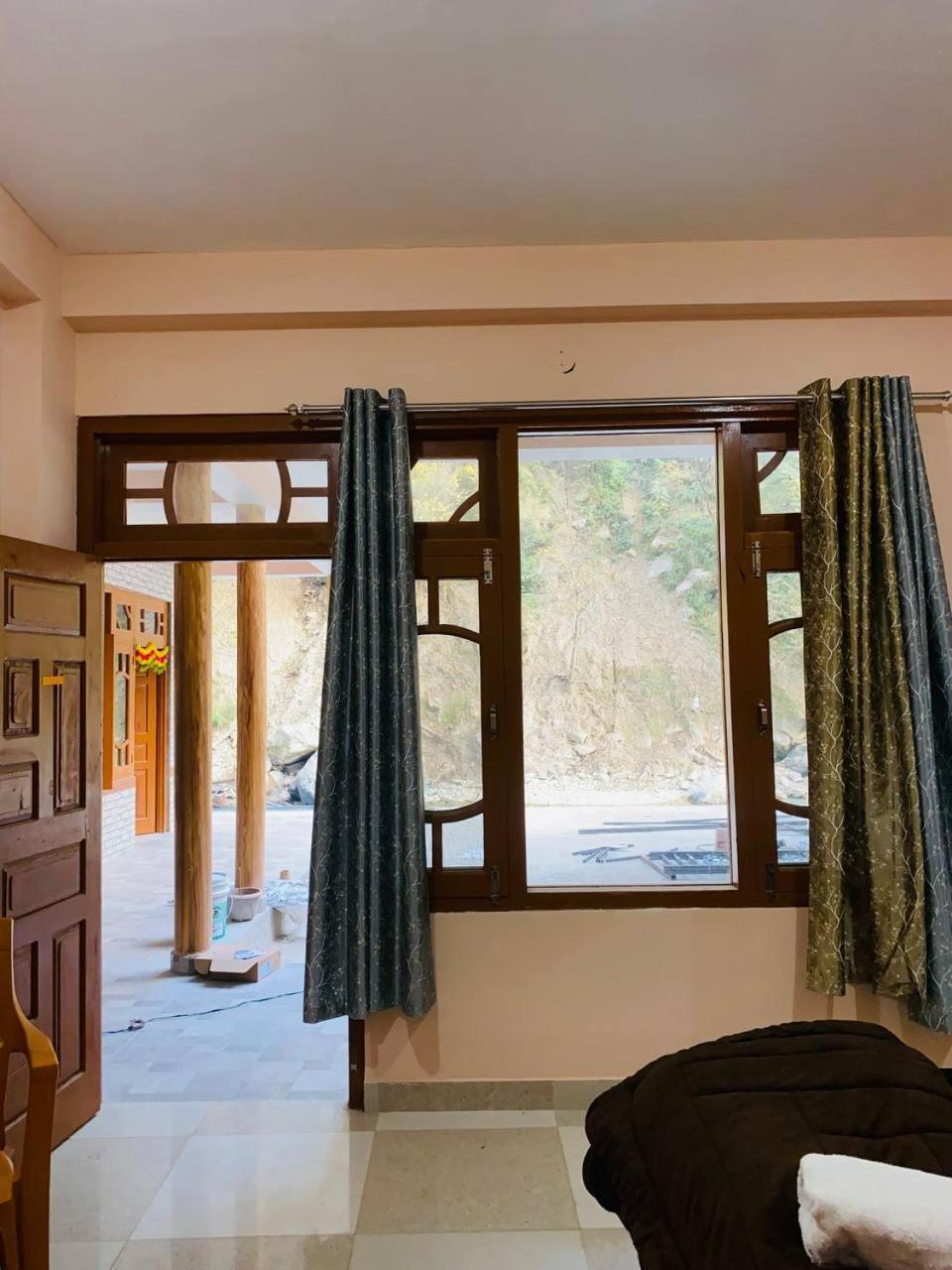 Hom House Of Mannmauji Riverside Касол Екстериор снимка